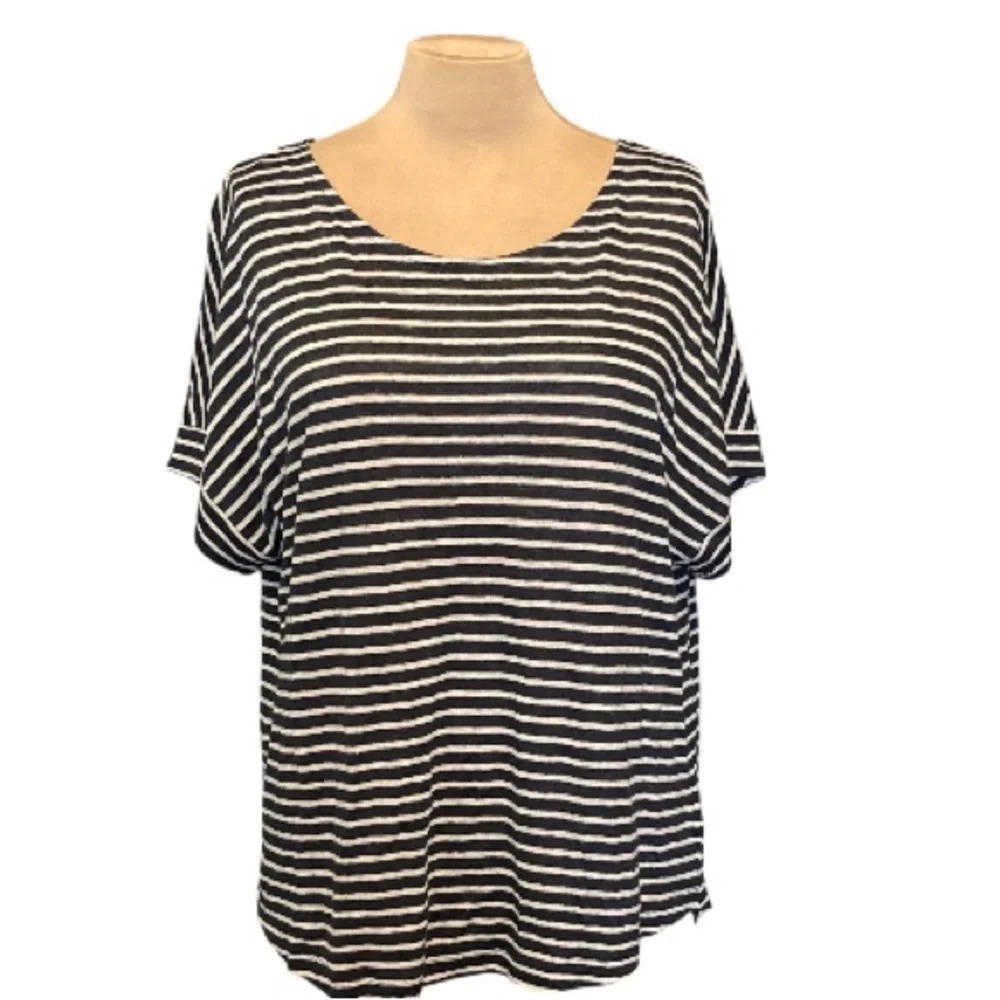 Christian Siriano 100% Linen Navy and White Striped Short Sleeve Top - Picture 1 of 6
